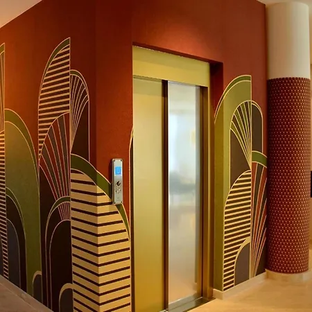 Serene In The Heart Of * ביביונה