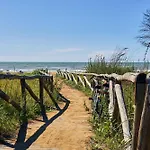 Serene In The Heart Of Апартаменти