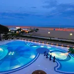 Serene In The Heart Of Апартаменти *