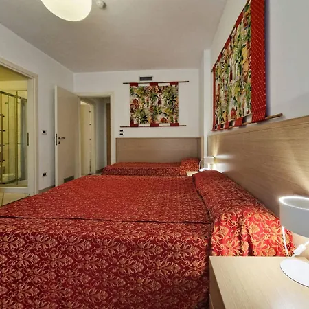 Serene In The Heart Of Apartamento Bibione